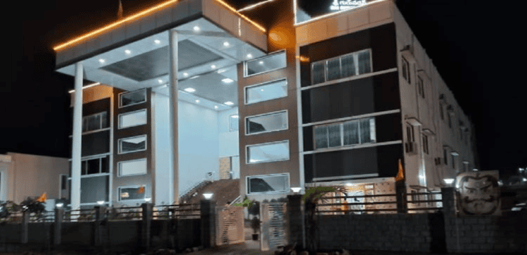 Tips for Booking the Best Room at Sri Guru Sadan
